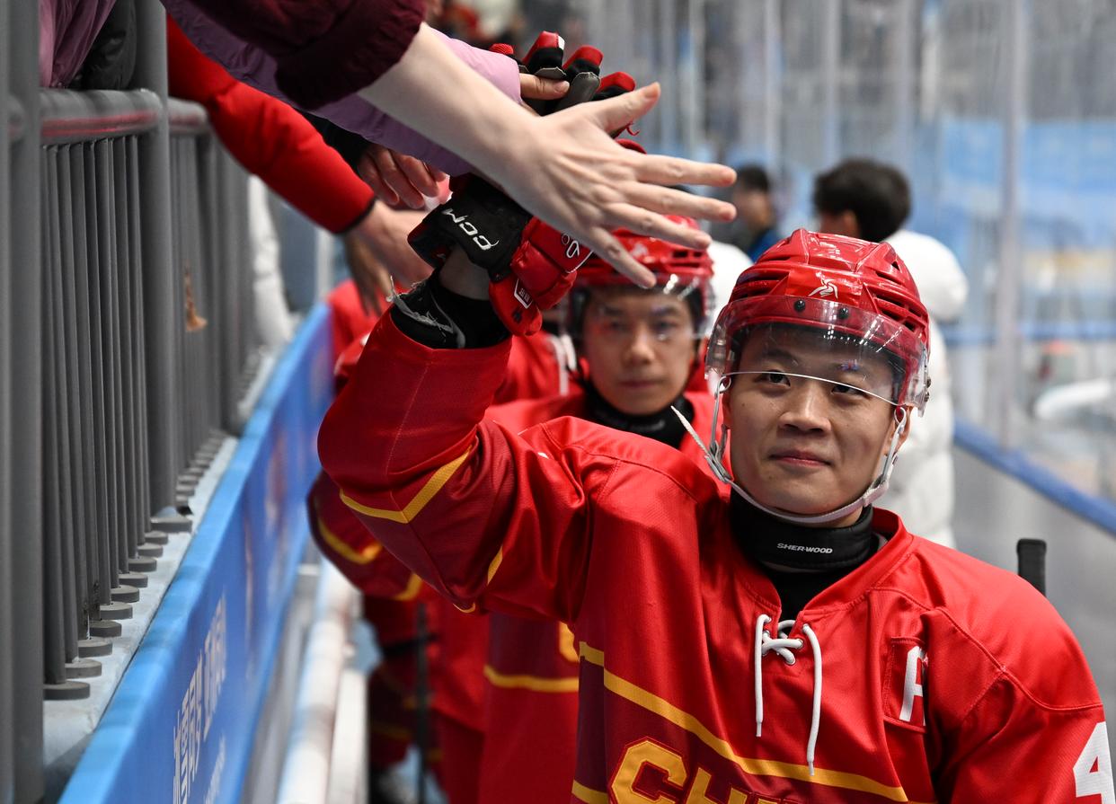 开云体育入口-包含世界赛舞台，冰球代表国家出征荣耀的词条