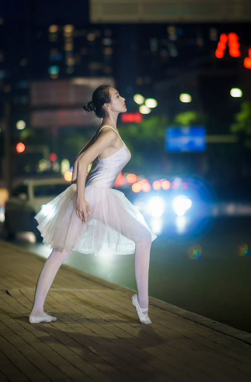 开云体育入口-神之子的终局，奥利维耶孤岛求生，2026世界杯英格兰鏖战葡萄牙记